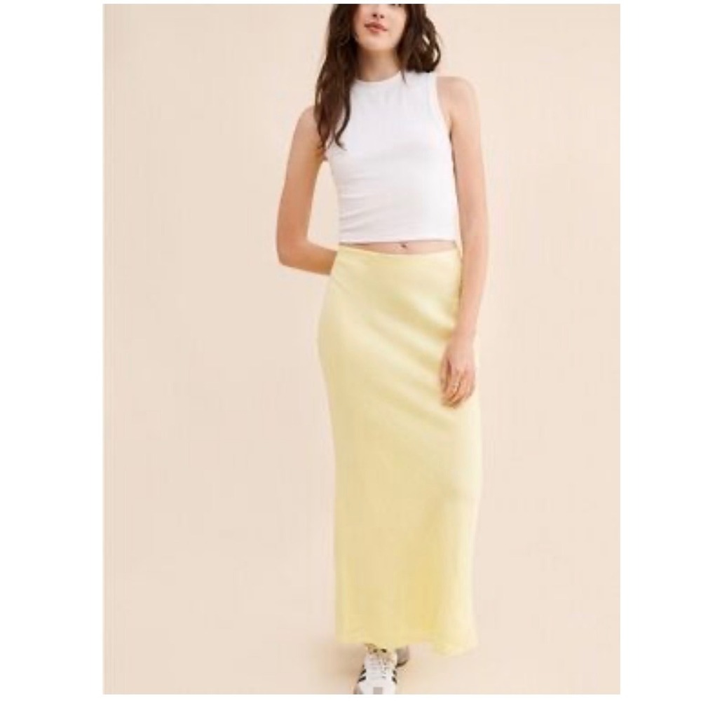 Anthropologie Yellow Textured Midi Skirt Side Zip Elastic Waist Pastel Small